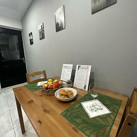 2 Bedroom Flat With Hot Tub Кардіфф Екстер'єр фото